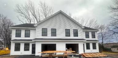 Main picture of 8 Mechanic St