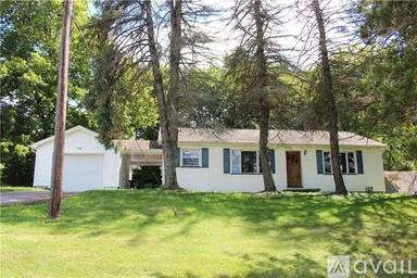 Main picture of 118 Fairview Dr