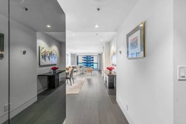 Main picture of 10724 Wilshire Blvd Apartments