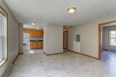 Main picture of N8304 North St