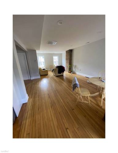Main picture of 174 Princeton St