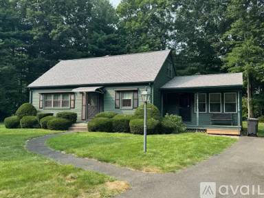 Main picture of 293 Birch Bluffs Dr
