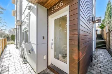Main picture of 3805 23rd Ave W