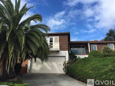 Main picture of 2208 Ensenada Way