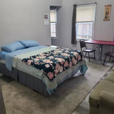 Main picture of 2344 Prospect Ave E