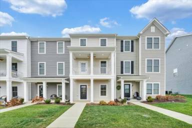 Main picture of 125 Broad St