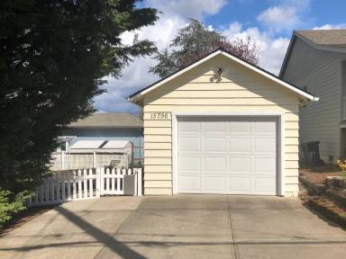 Main picture of 15796 SW Willamette St
