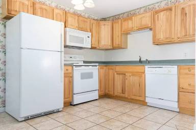 Main picture of Wisteria Court Apartments