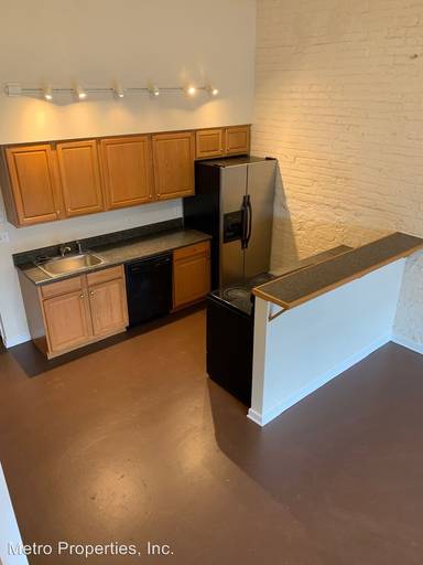 Main picture of 310 N Laurel St