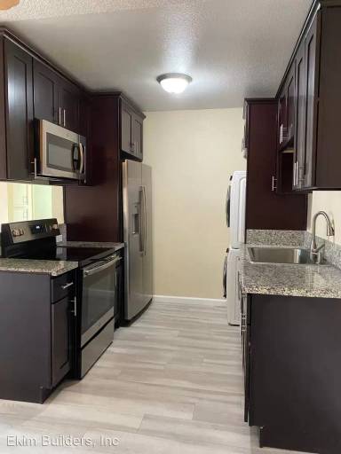 Main picture of Silver Oaks Apartment Homes
