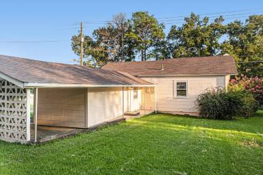 Main picture of 2934 Allison Bonnett Memorial Dr
