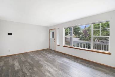 Main picture of 1154 SW Thornberry Dr