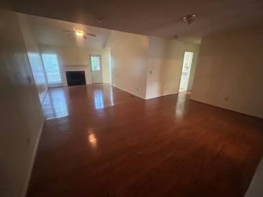 Main picture of 34 Dovecreek