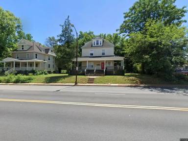Main picture of 3715 Liberty Heights Ave