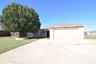 Main picture of 3303 Driftwood Dr