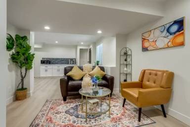 Main picture of 9765 Dunning Cir