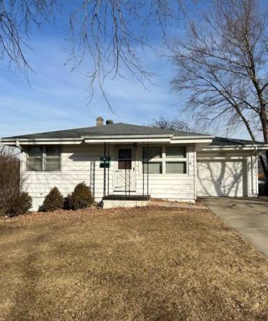 Main picture of 7818 Parker St
