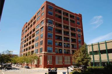 Main picture of Chess 320 Lofts