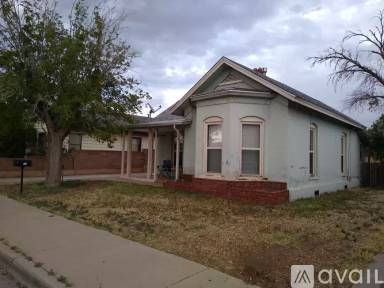 Main picture of 416 N Kinsley Ave