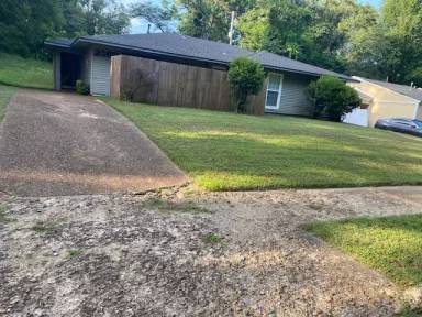 Main picture of 2062 Jan Dr