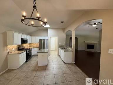 Main picture of 410 Ridgeview Trl