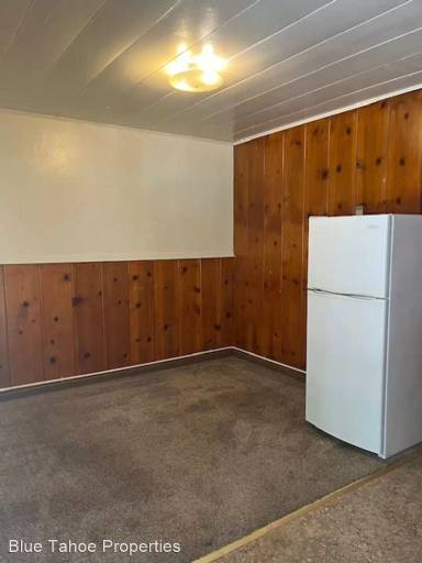 Main picture of 878 Lakeview Ave