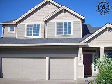 Main picture of 1154 Throne Dr