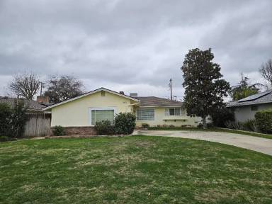 Main picture of 363 Pine St
