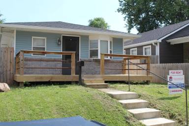 Main picture of 1415 Lawton Ave