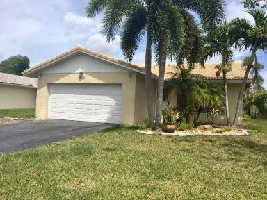 Main picture of 2731 NW 123rd Ave