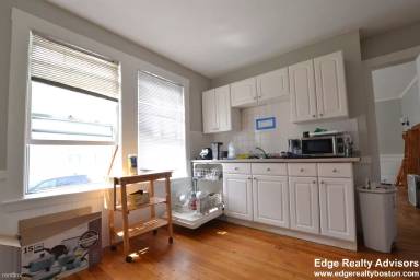 Main picture of 18 Crosby Rd