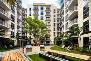 Main picture of Modera Edgewater