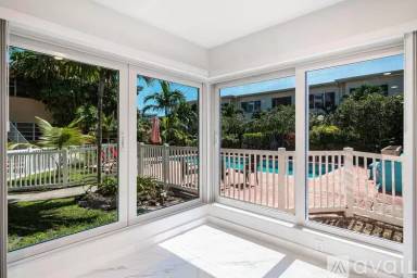 Main picture of 9400 E Bay Harbor Dr