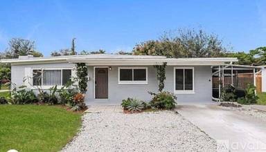 Main picture of 518 Gaston Foster Rd