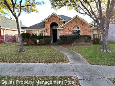 Main picture of 2049 Saint Anne Dr