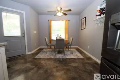 Main picture of 912 S 25th St