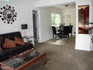 Main picture of 869 MacArthur Blvd