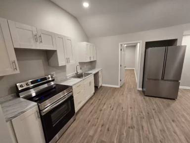 Main picture of 107 Greenwood Ave