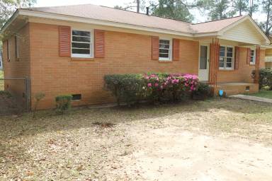 Main picture of 1502 Gillespie Ave