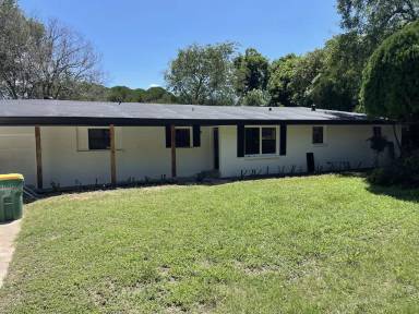 Main picture of 310 W Billington Dr