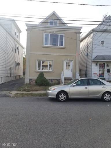 Main picture of 31 Blakely Pl