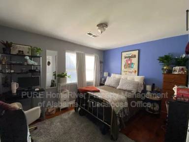 Main picture of 2830 18th Ave