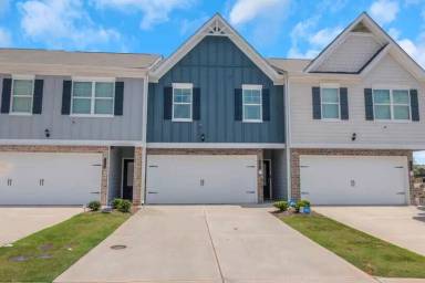 Main picture of 11644 Mendenhall Ct