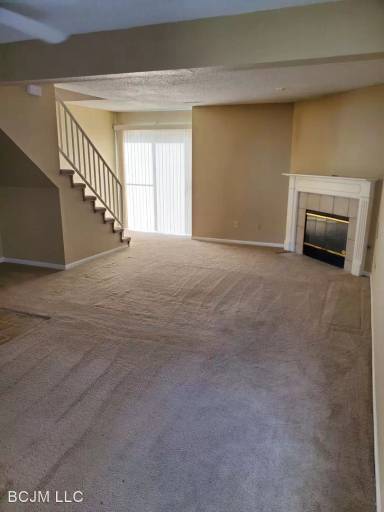 Main picture of 109 Cambridge Meadows Dr