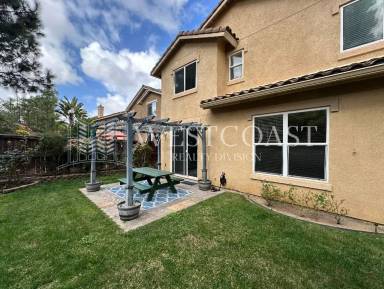 Main picture of 820 Silver Dr