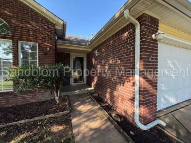 Main picture of 8928 E 87th Pl