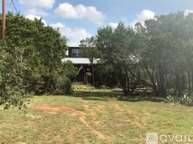 Main picture of 290 Bluff Trl