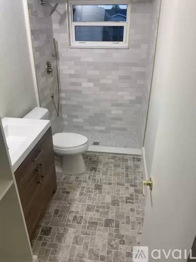 Main picture of 5137 Dartmouth Ave N