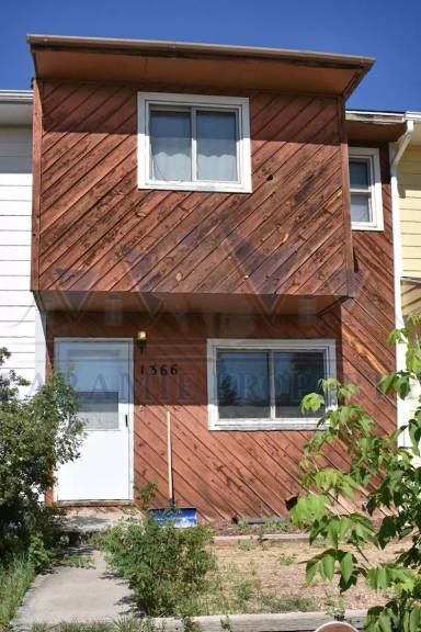 Main picture of 1366 N 19th St