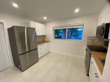Main picture of 1155 NE 123rd St